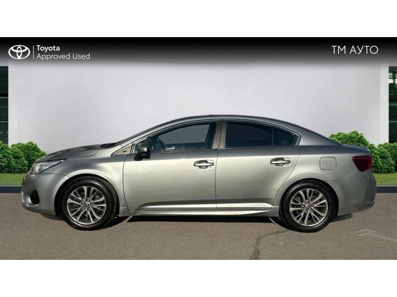 Toyota Avensis 2.0D Executive, снимка 3 - Автомобили и джипове - 48403896