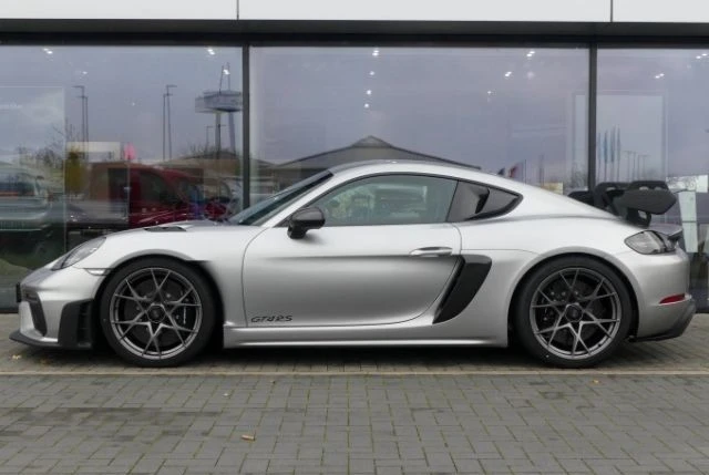 Porsche Cayman 718 GT4 RS WEISSACH - изображение 2