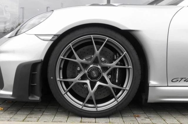Porsche Cayman 718 GT4 RS WEISSACH - изображение 8
