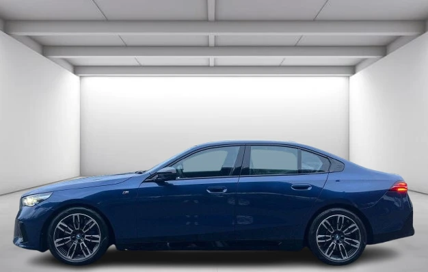 BMW i5 M60 xDrive = M-Sport = Гаранция, снимка 4 - Автомобили и джипове - 53354052