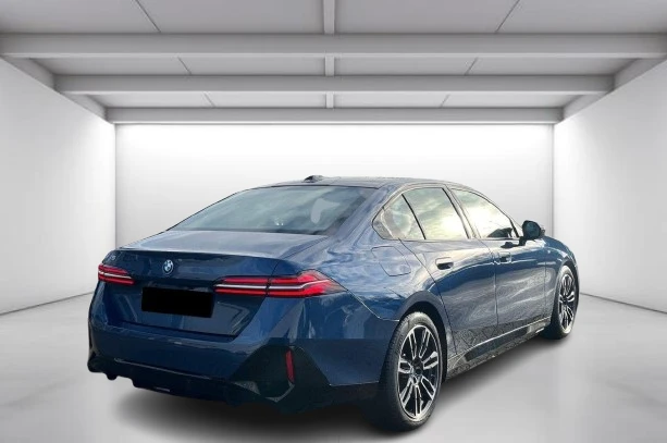 BMW i5 M60 xDrive = M-Sport = Гаранция, снимка 3 - Автомобили и джипове - 53354052