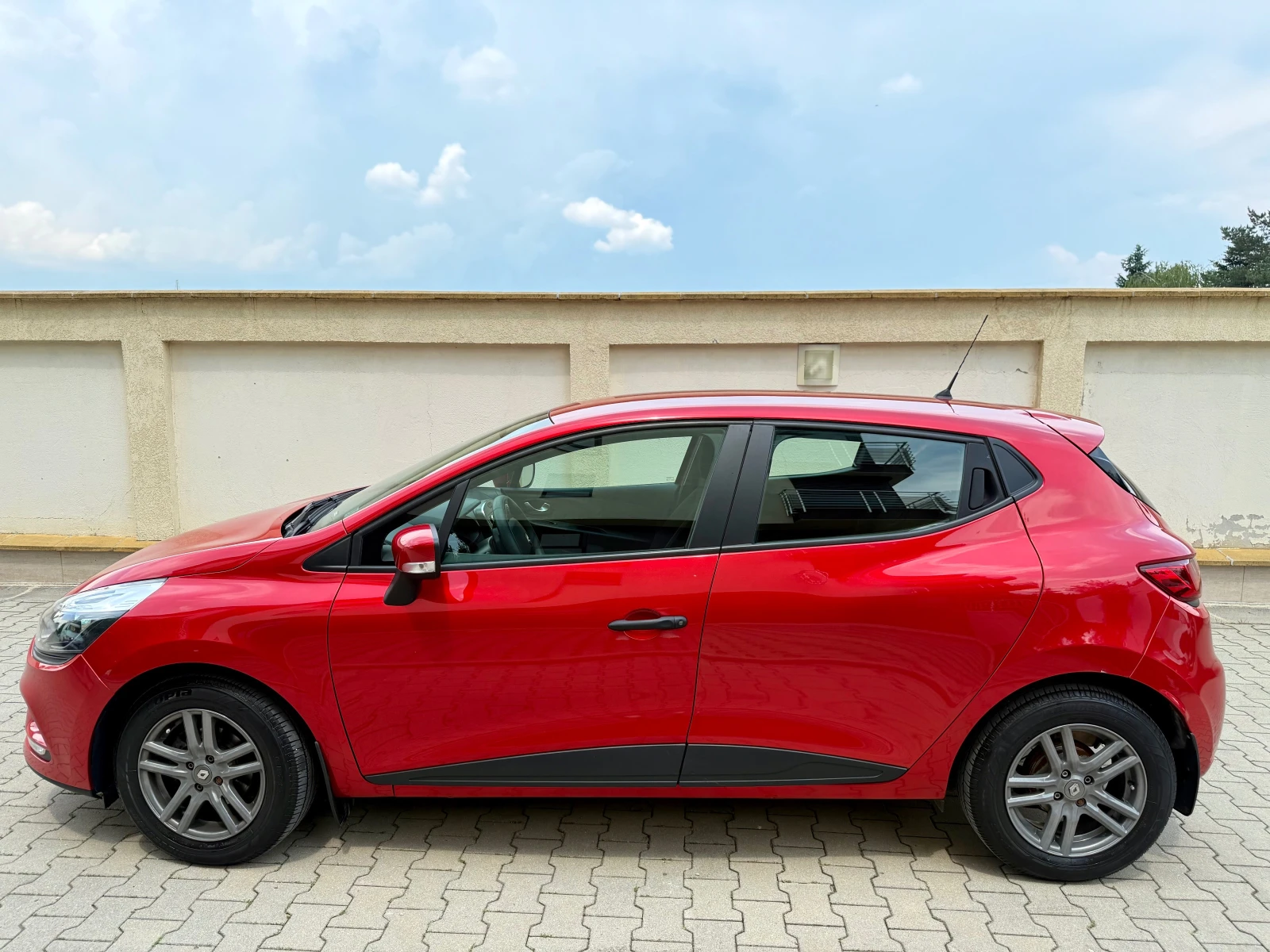 Renault Clio 75к.с./N1, снимка 1