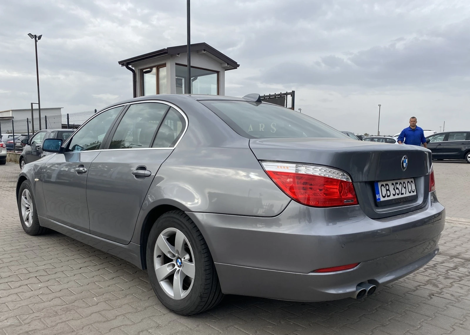 BMW 525 3.0I FACELIFT AUTOMATIC - изображение 3