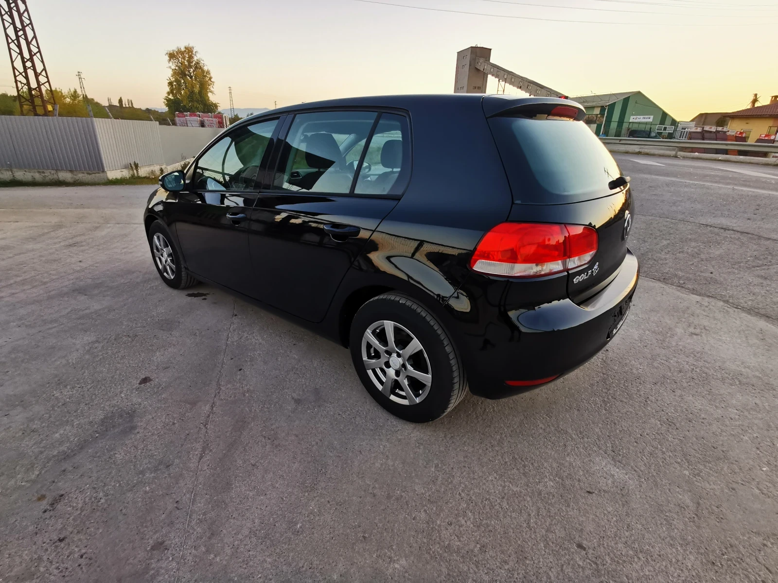 VW Golf 1.9TDI 90кс - изображение 5