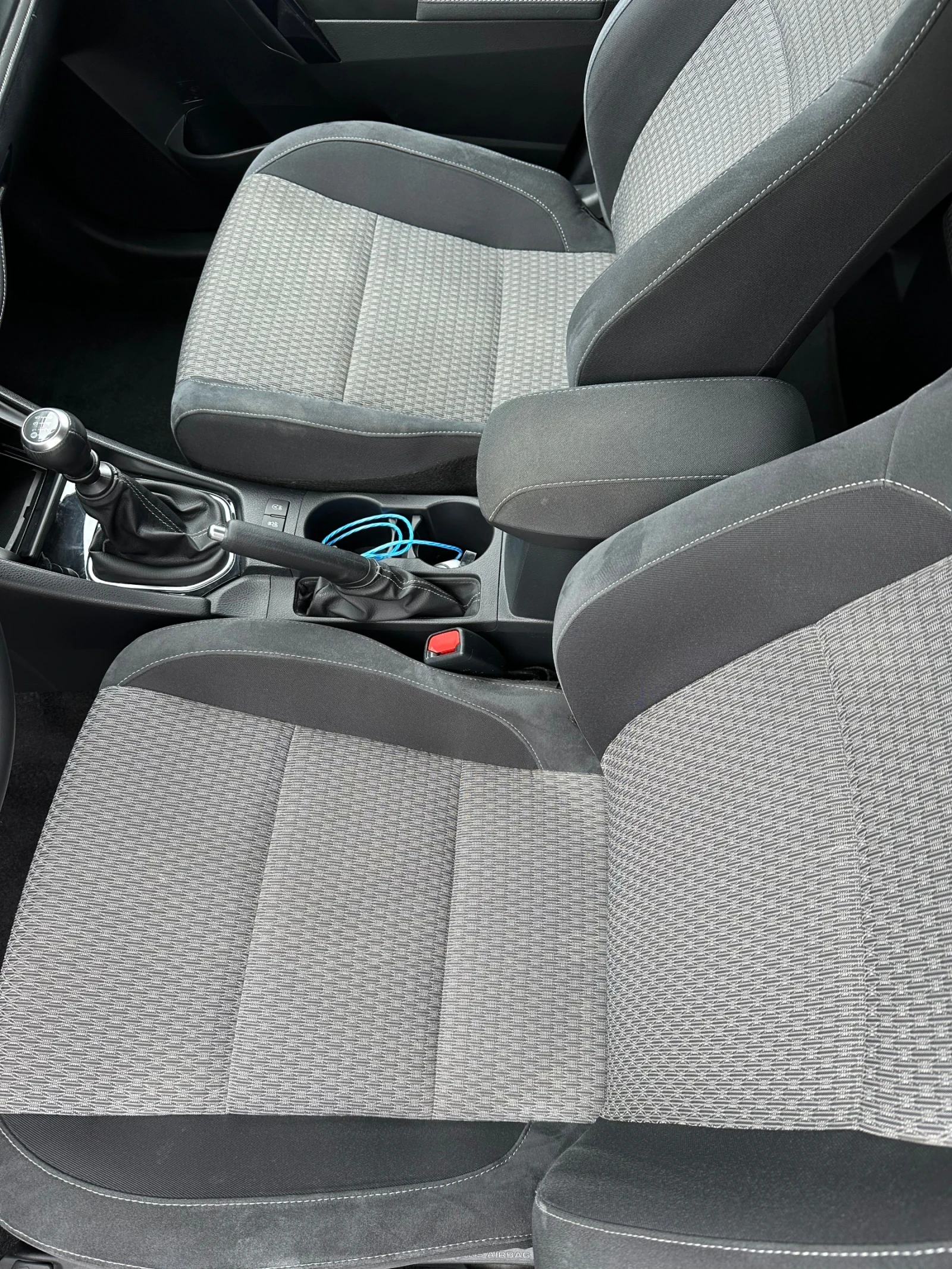 Toyota Auris | Mobile.bg � ����������� 11