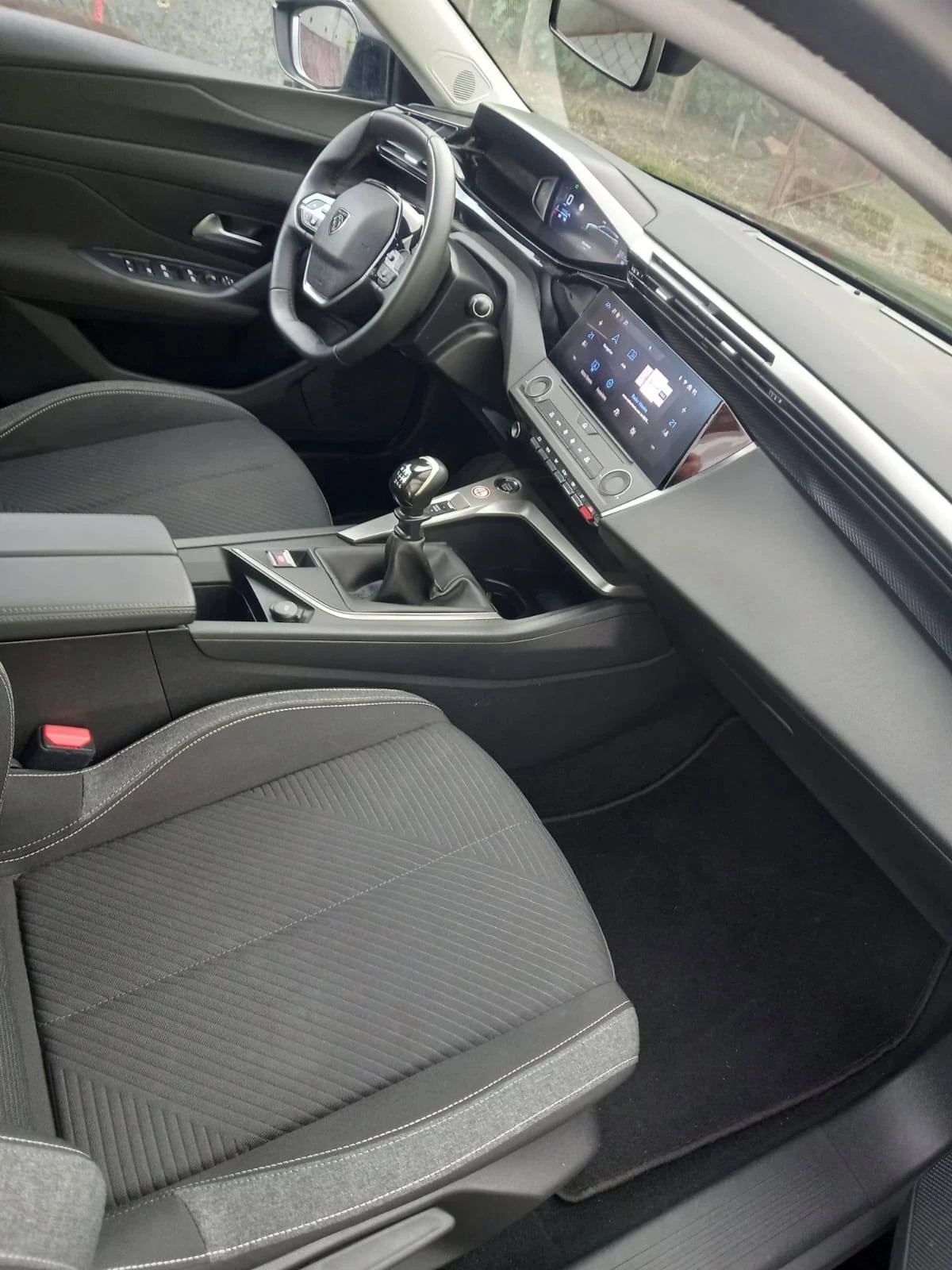 Peugeot 308 1.2 PureTech - изображение 7