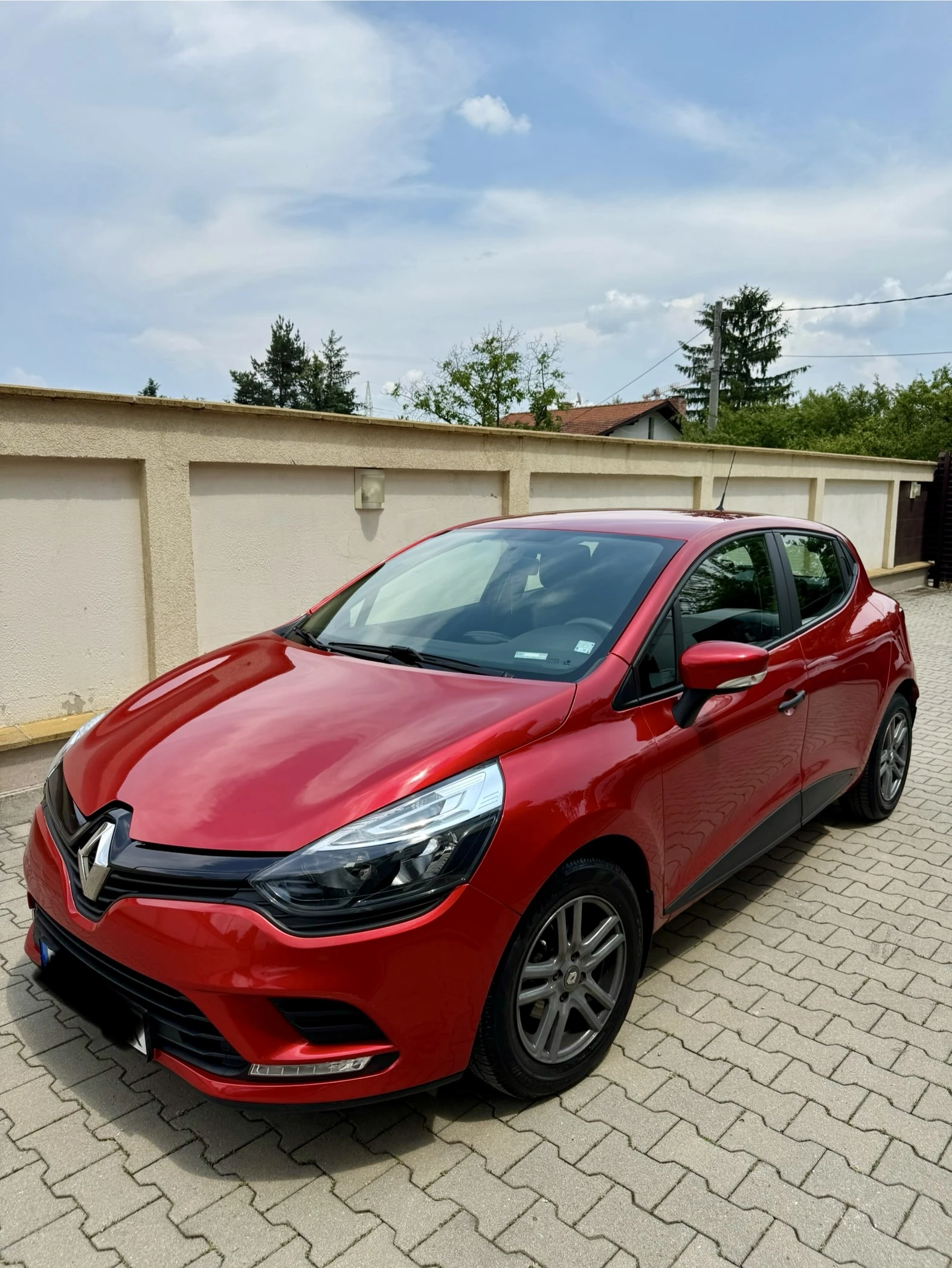 Renault Clio 75к.с./N1 - изображение 2