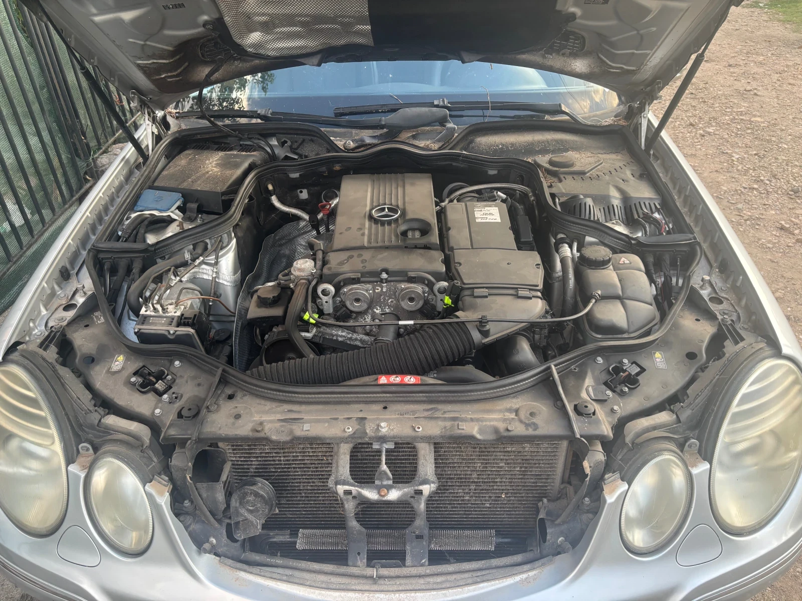 Mercedes-Benz E 200  - изображение 10