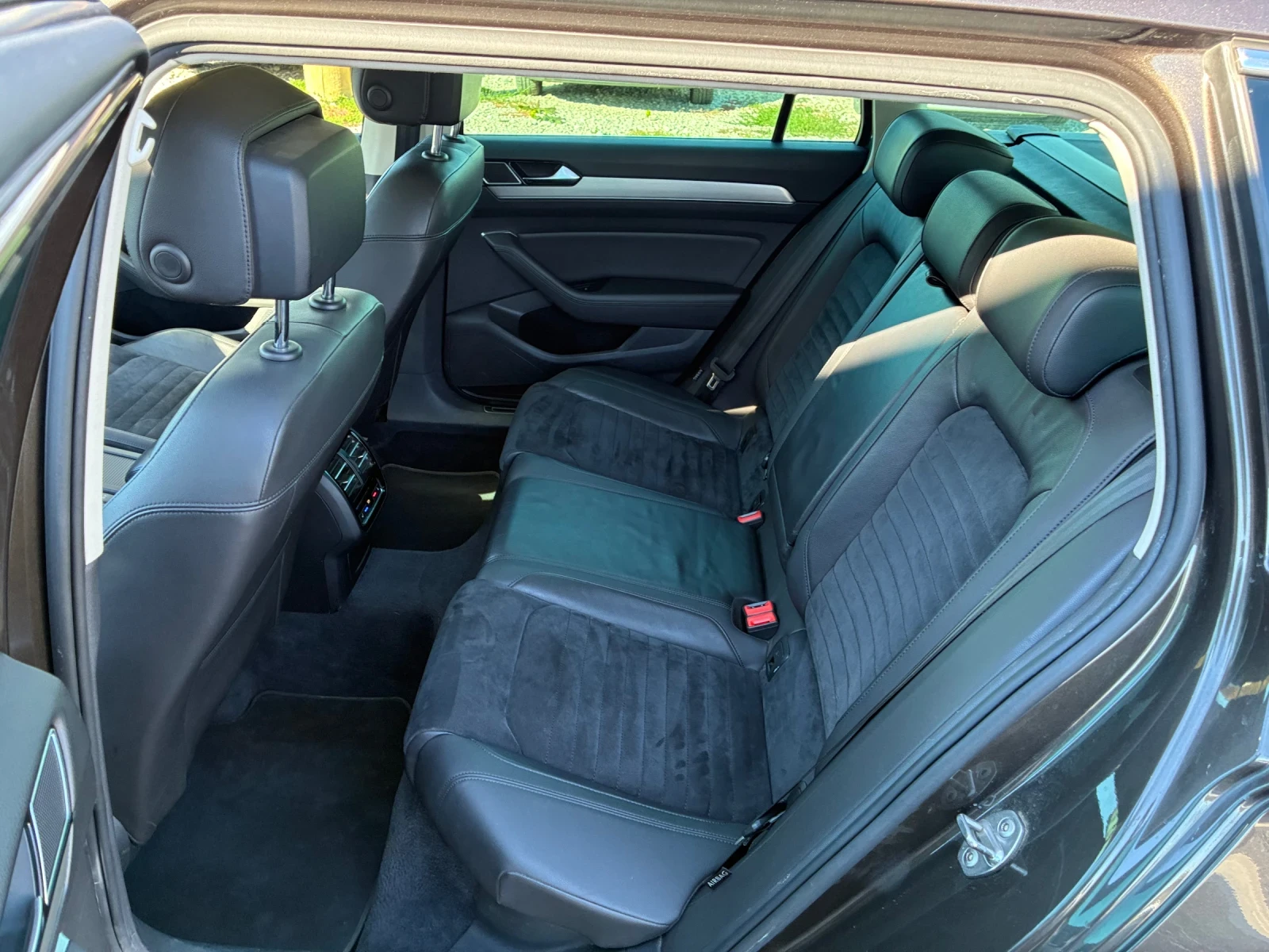 VW Passat TDI 240 4motion | Mobile.bg   10