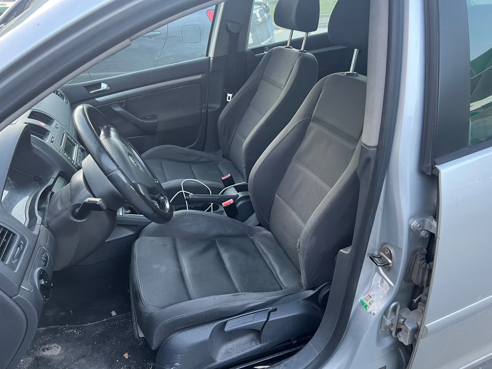 VW Golf 2.0 TDI  - изображение 6