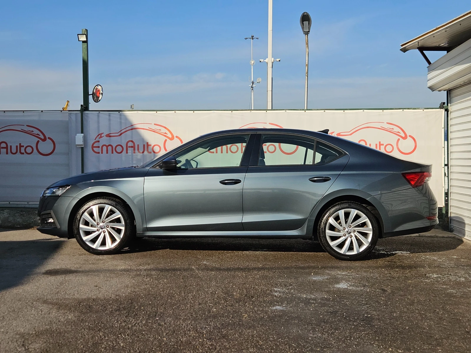 Skoda Octavia 2.0TDI/Executive/LED/DISTRONIC/CARPLAY/NAVI/БЛУТУТ - изображение 6