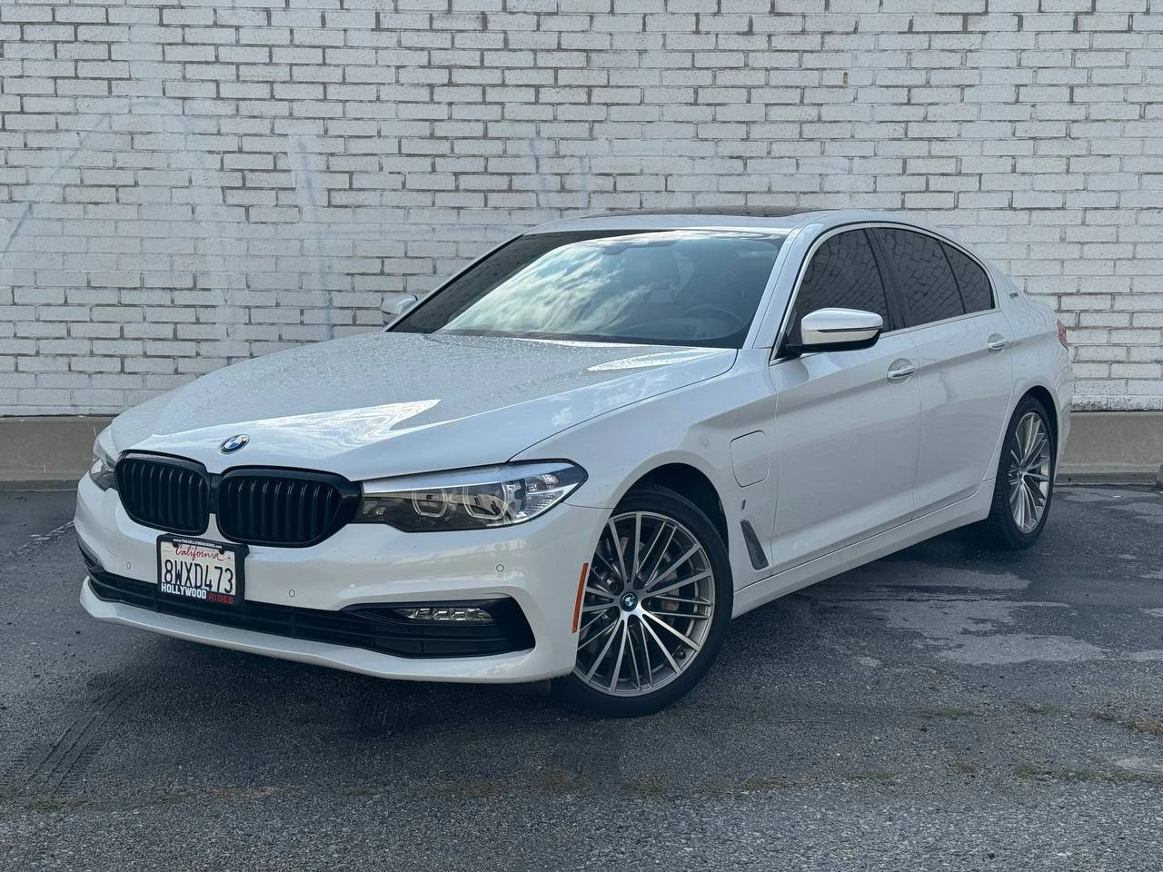 BMW 530E HUD* HARMAN KARDON* AMBIENT* LANE* BLIND SPOT*  | Mobile.bg � ����������� 1
