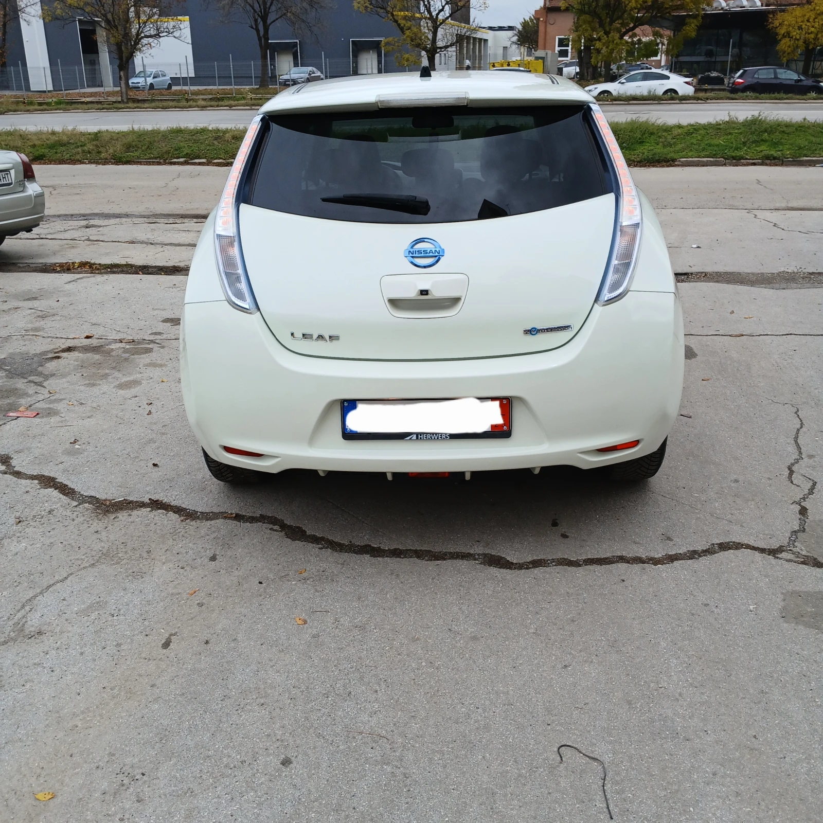 Nissan Leaf  | Mobile.bg � ����������� 4