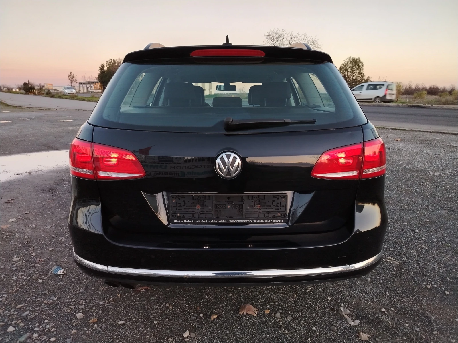 VW Passat 2.0-140 КС НАВИ, АВТОМАТИК - изображение 6