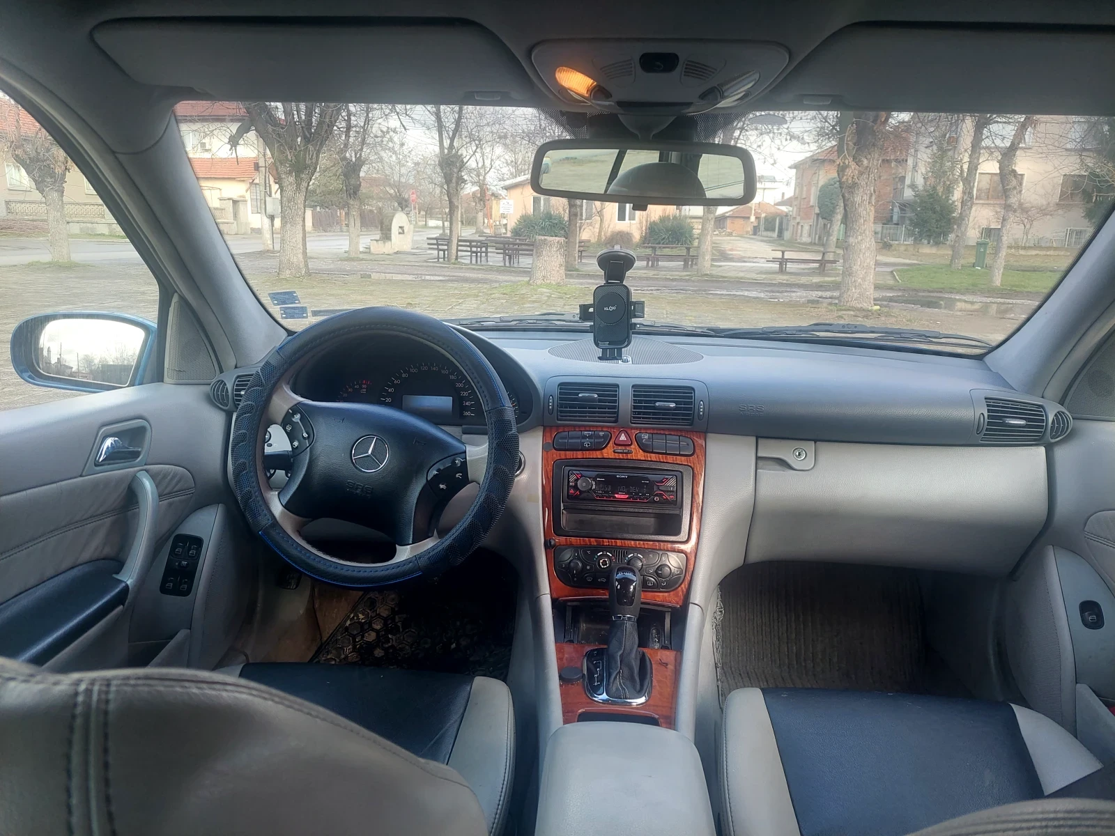 Mercedes-Benz C 220  - изображение 7