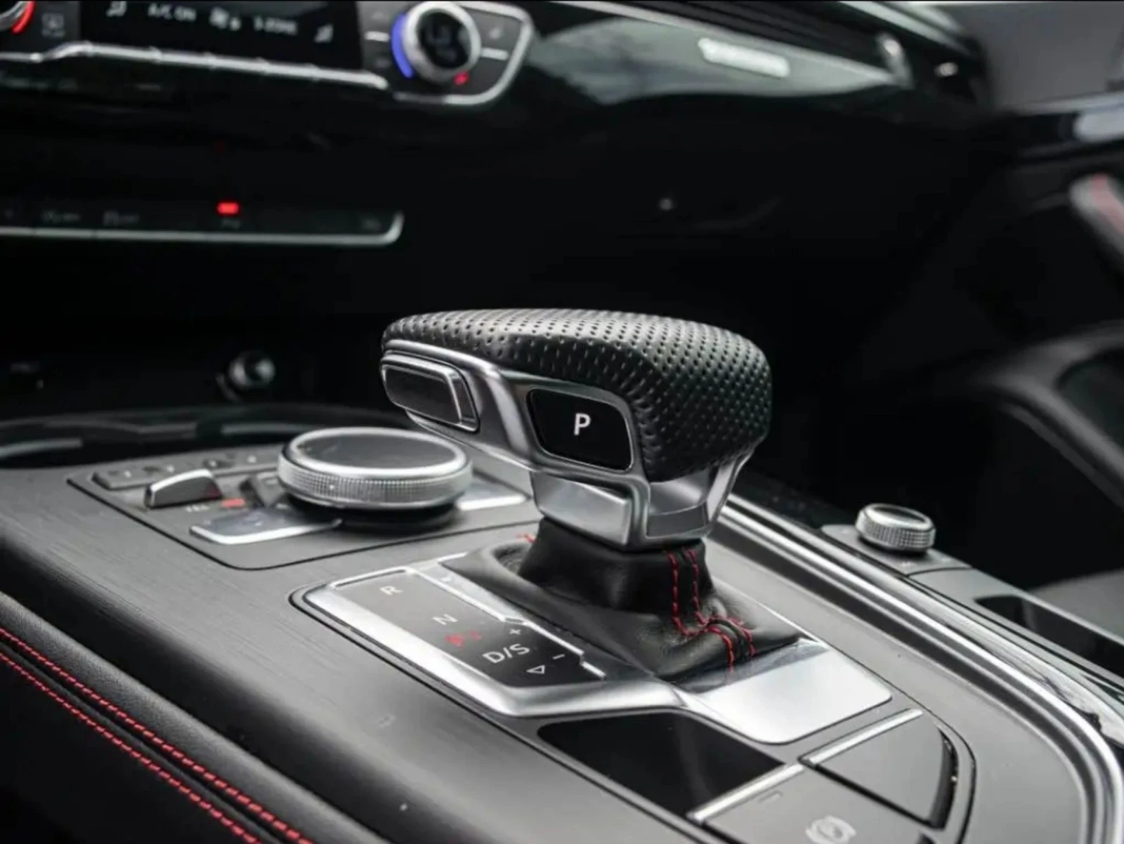 Audi A4 PRESTIGE/2018/ROTOR/NARDO GREY/4x4/Без инцинденти - изображение 7