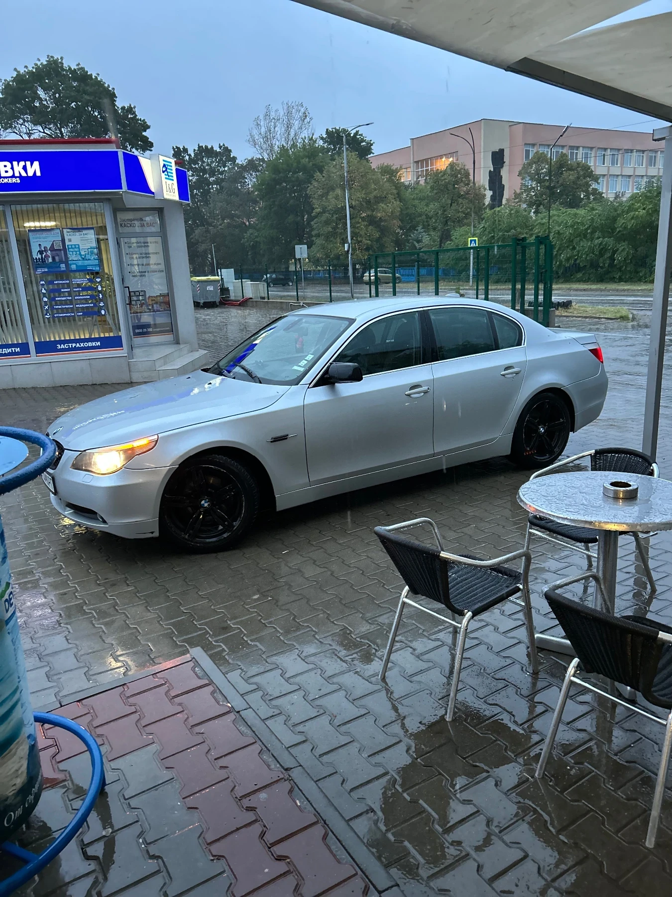 BMW 520 2.2i, снимка 12 - Автомобили и джипове - 53968789