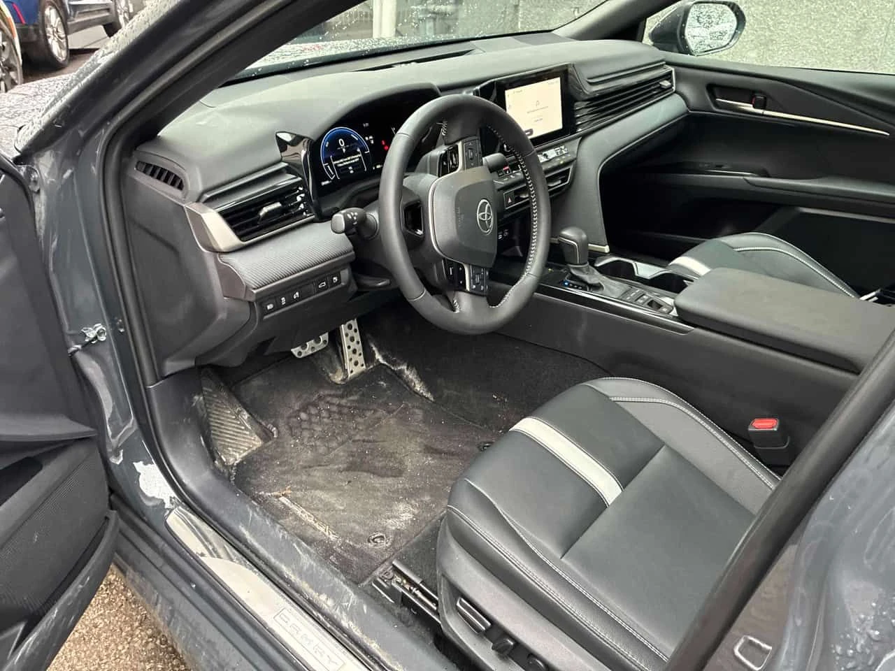 Toyota Camry SE / DISTRONIC / CAMERA / КЛИП НА МОТОРА , снимка 5 - Автомобили и джипове - 54110270