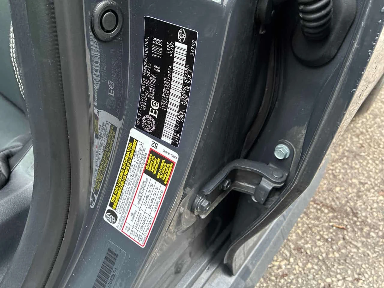 Toyota Camry SE / DISTRONIC / CAMERA / КЛИП НА МОТОРА , снимка 10 - Автомобили и джипове - 54110270