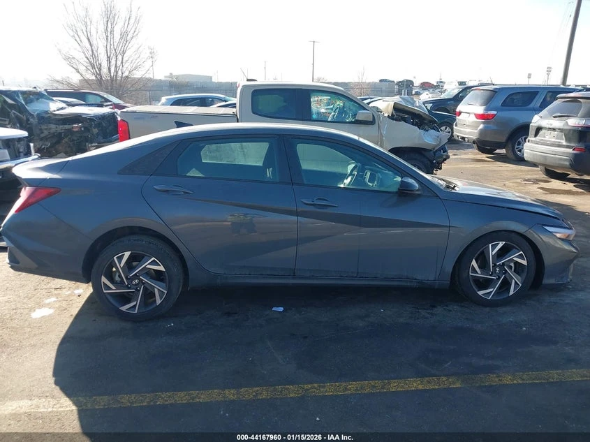 Hyundai Elantra 2.0L I-4 DOHC, VVT, 147HP Front Wheel Drive | Mobile.bg � ����������� 13