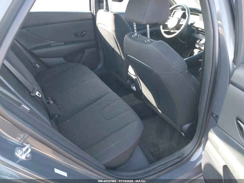 Hyundai Elantra 2.0L I-4 DOHC, VVT, 147HP Front Wheel Drive | Mobile.bg � ����������� 8