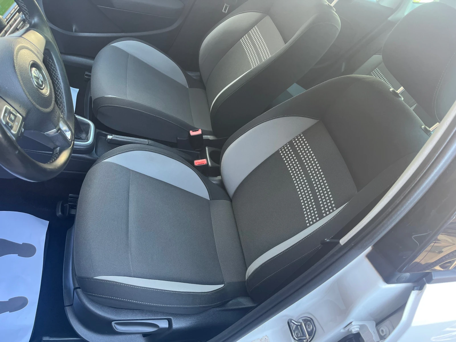VW Polo 1.6tdi* 90кс* Life, снимка 10 - Автомобили и джипове - 54596945
