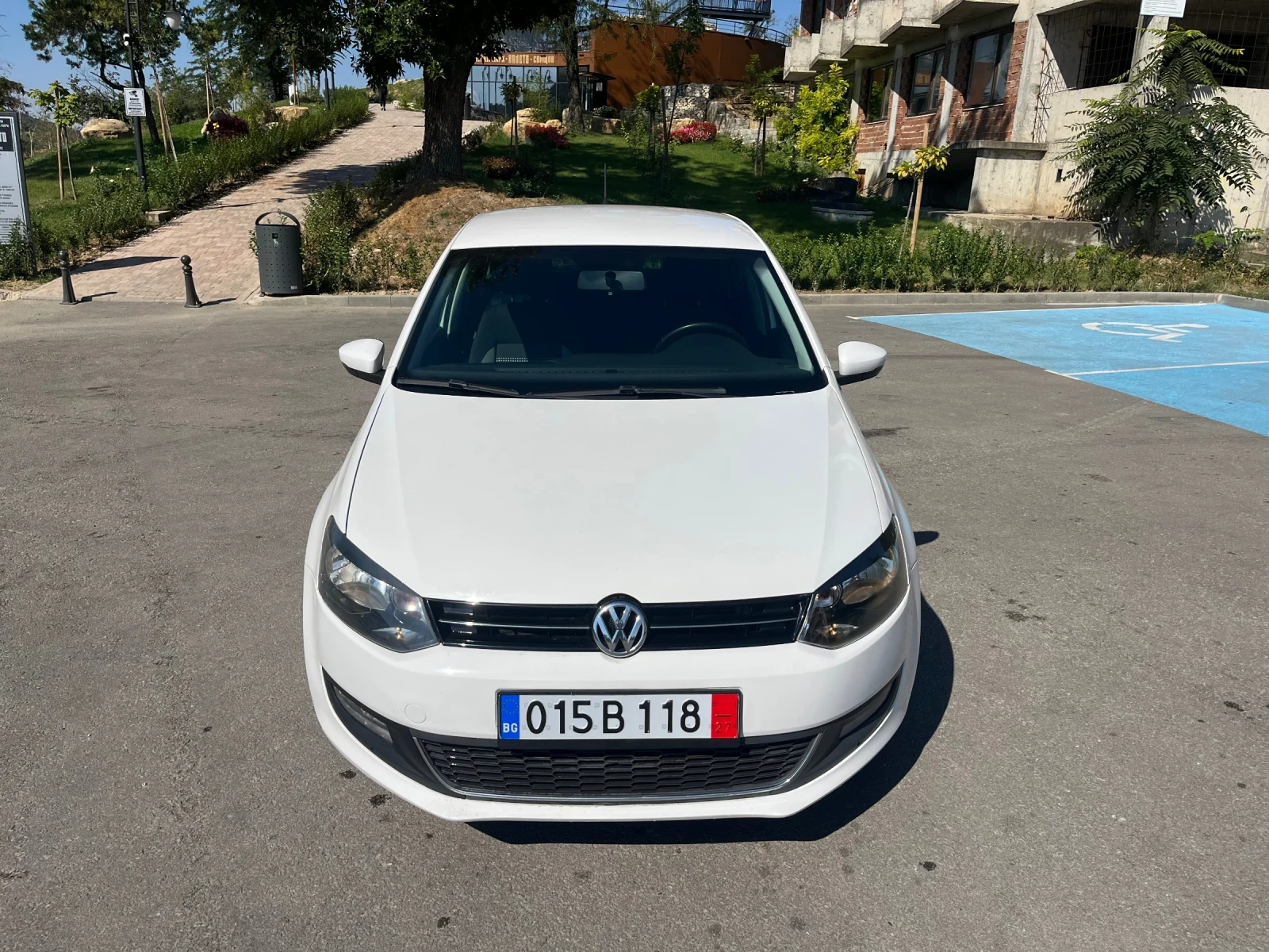 VW Polo 1.6tdi* 90кс* Life, снимка 5 - Автомобили и джипове - 54596945