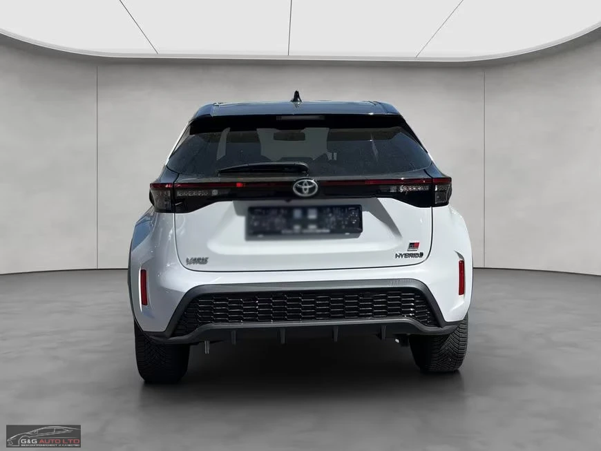 Toyota Yaris Cross HEV/116HP/GR-SPORT/CAM/CPLAY/LED/NAVI/334q, снимка 6 - Автомобили и джипове - 54629430