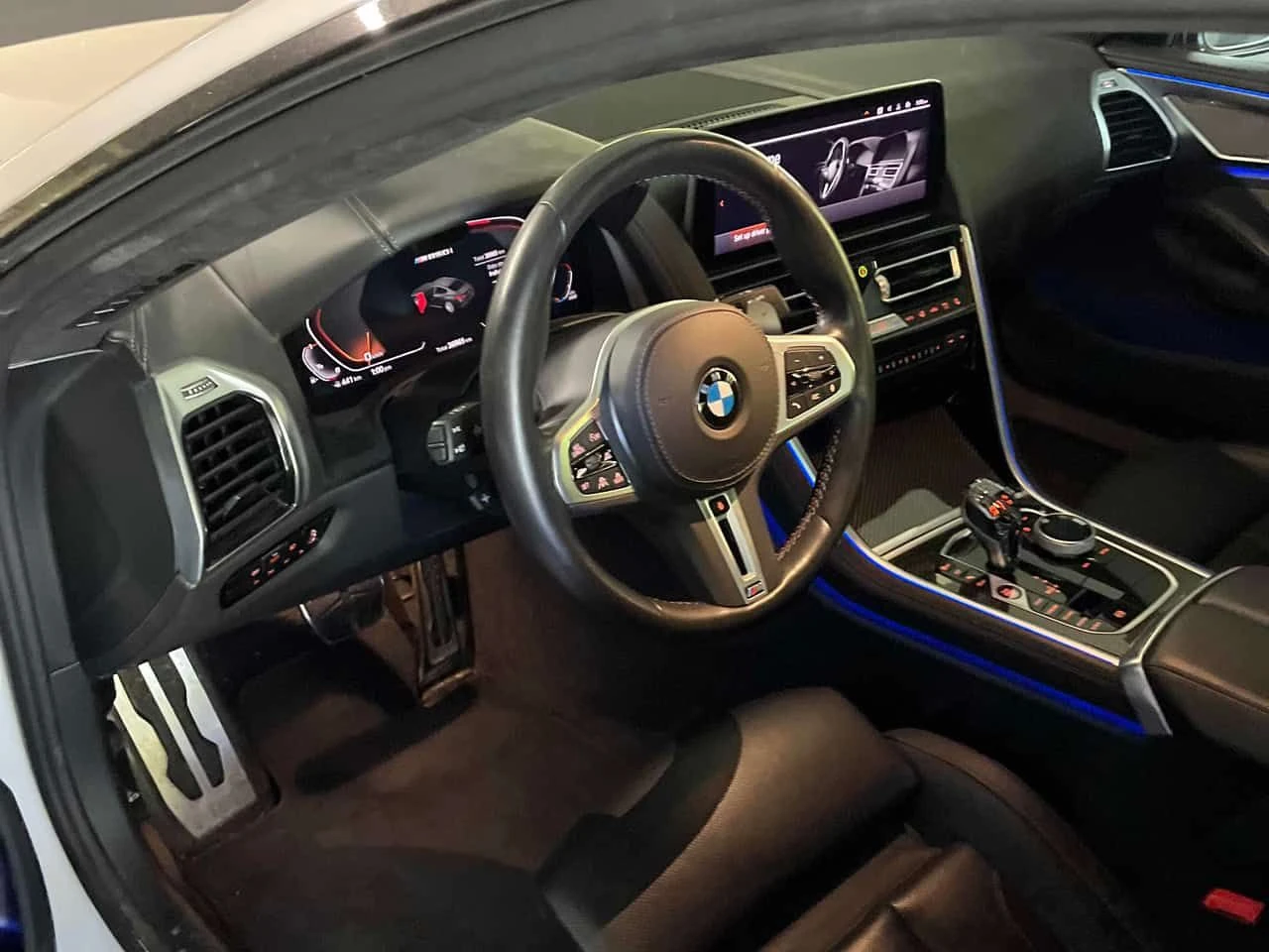 BMW 850 M850i xDrive| ОТ ГЛАВНО ПРЕДСТАВИТЕЛСТВО| КЛИПОВЕ, снимка 7 - Автомобили и джипове - 54694011
