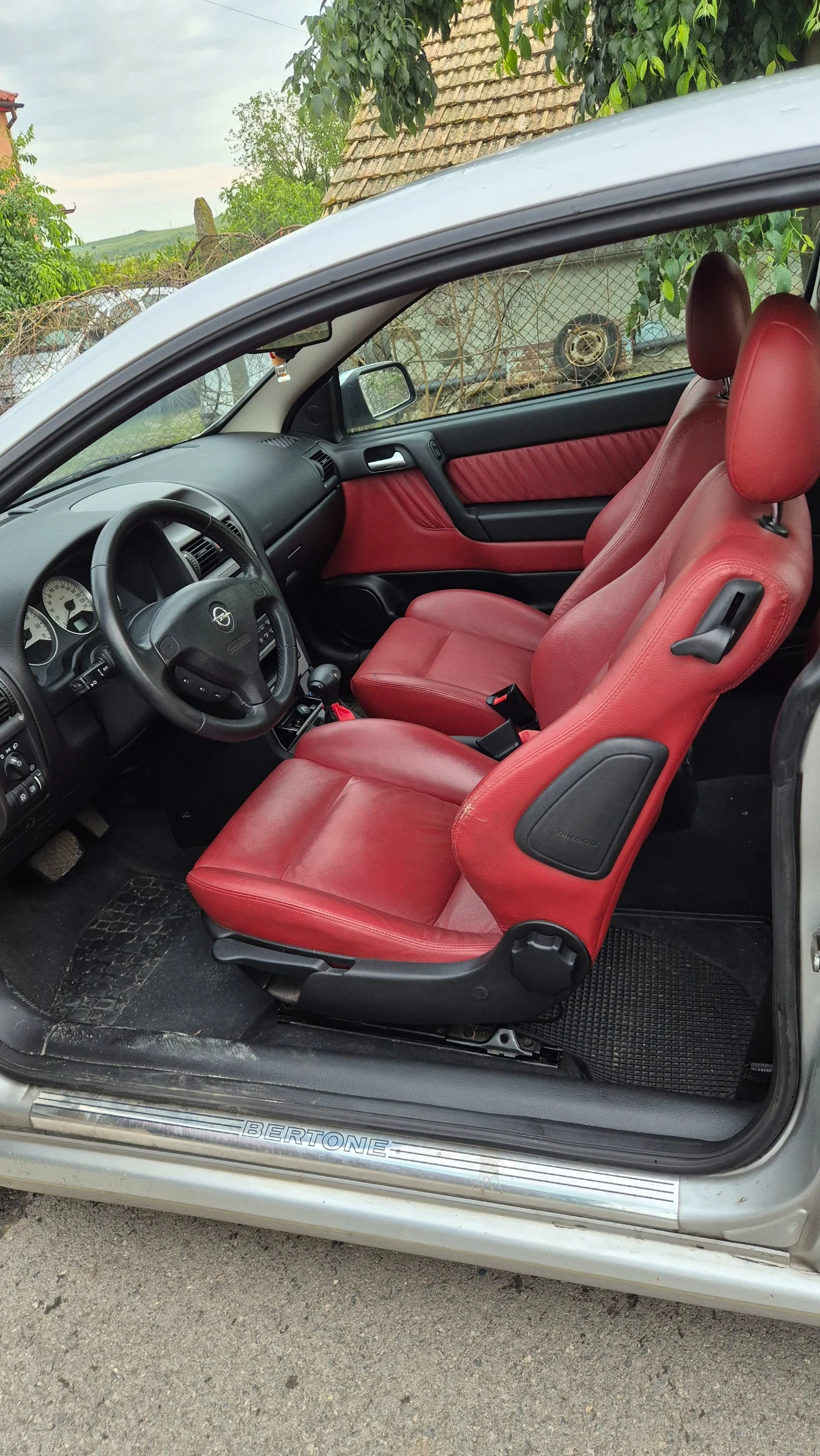 Opel Astra, снимка 6 - Автомобили и джипове - 54786315