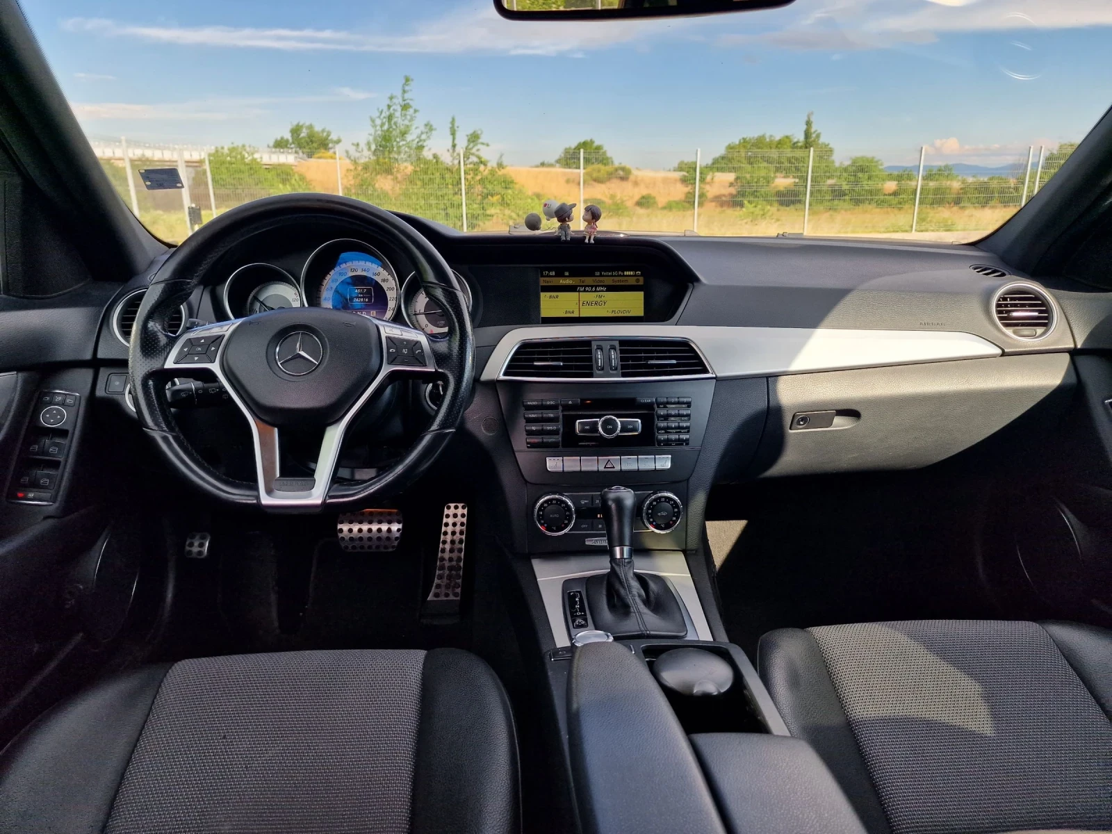Mercedes-Benz C 220, снимка 13 - Автомобили и джипове - 54839728