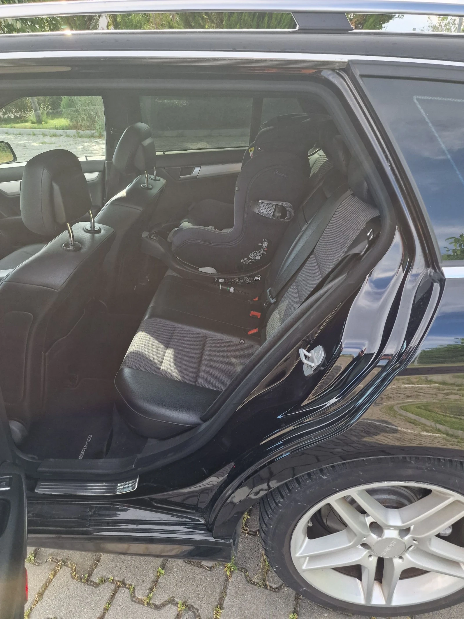 Mercedes-Benz C 220, снимка 7 - Автомобили и джипове - 54839728