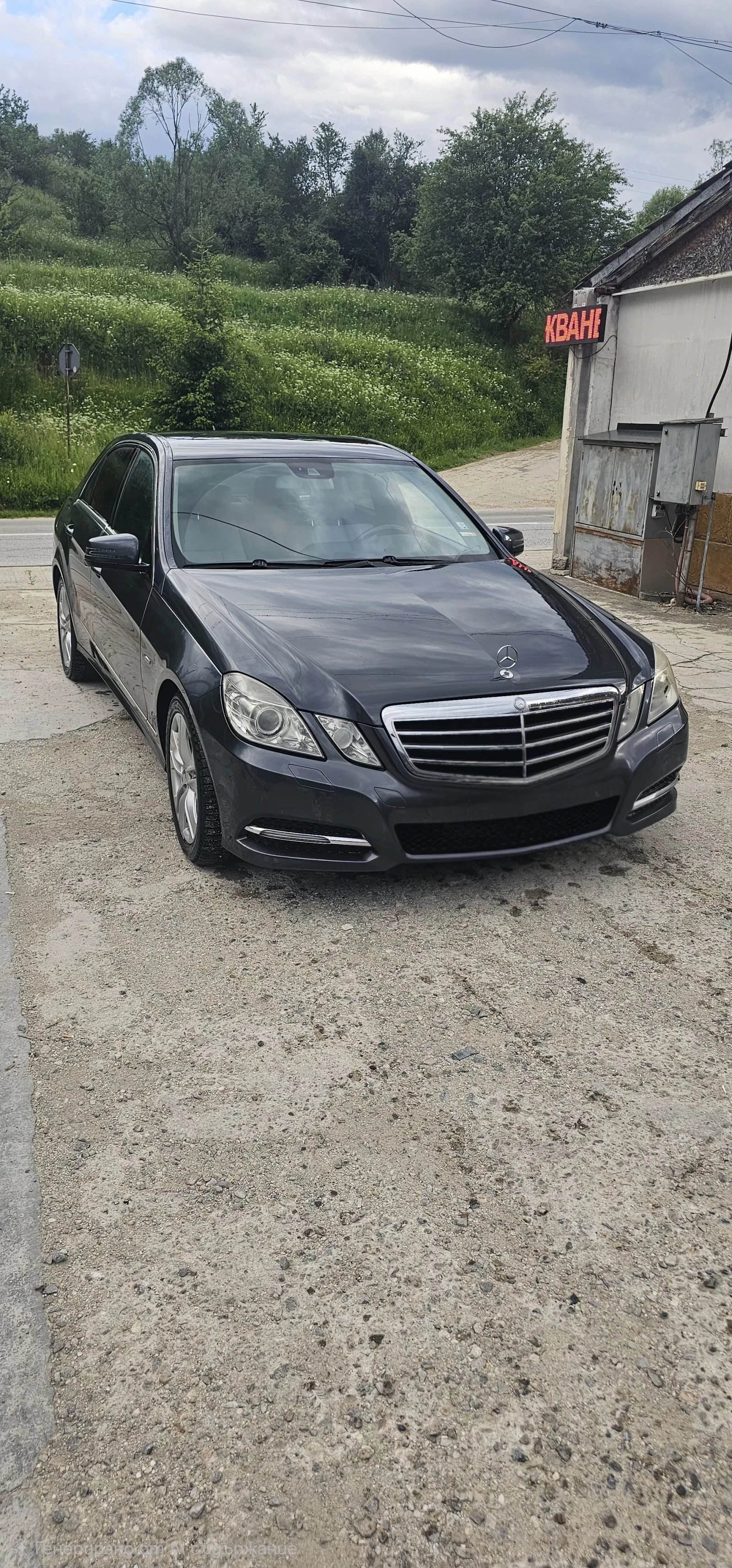 Mercedes-Benz E 200