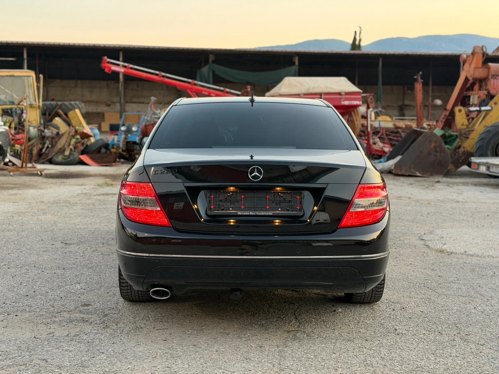 Mercedes-Benz C 220 CDI/AVANTGARDE/OM646/TOP!, снимка 5 - Автомобили и джипове - 55754268