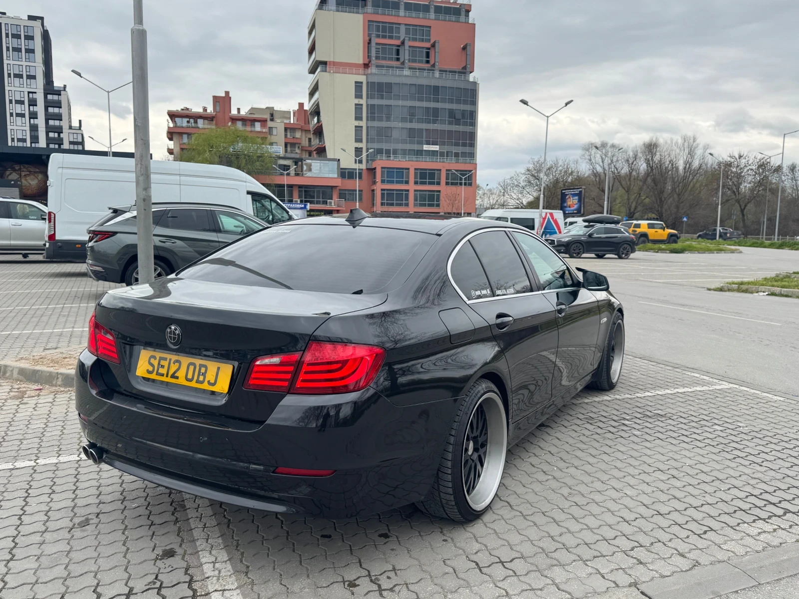 BMW 520, снимка 2 - Автомобили и джипове - 55890644
