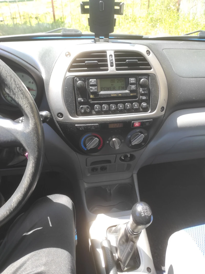 Toyota Rav4, снимка 12 - Автомобили и джипове - 47893228