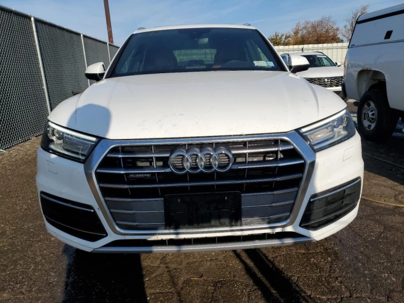 Audi Q5 PREMIUM, снимка 5 - Автомобили и джипове - 48078048