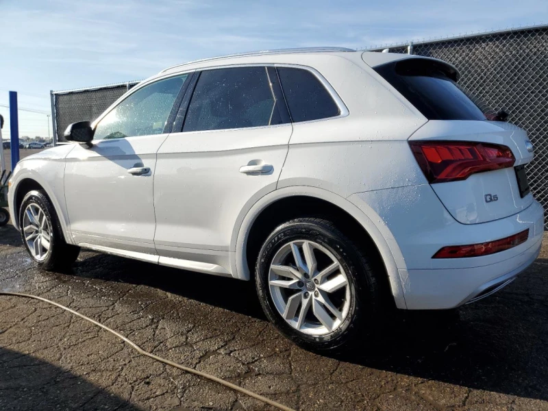 Audi Q5 PREMIUM, снимка 2 - Автомобили и джипове - 48078048