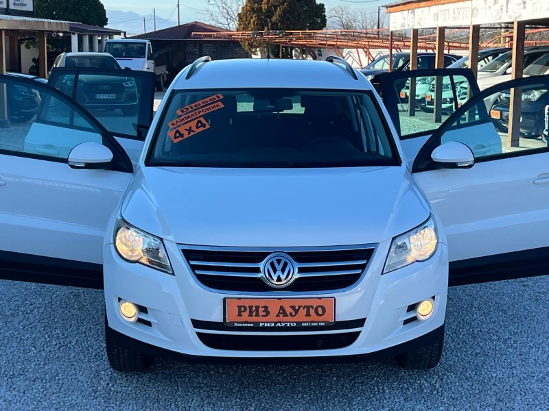 VW Tiguan 2.0TDI* 4X4* 6SK* ЛИЗИНГ, снимка 2 - Автомобили и джипове - 48101981