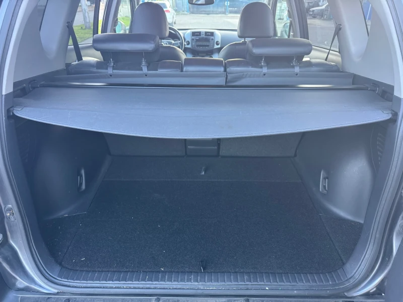 Toyota Rav4 2.0i-158ps, снимка 10 - Автомобили и джипове - 52774488