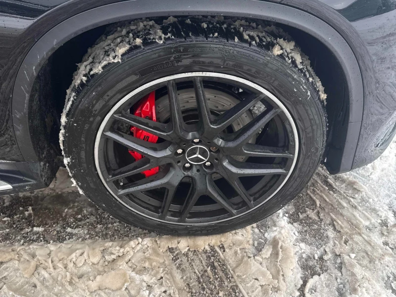 Mercedes-Benz GLE 63 S AMG * * CARFAX * * АВТО КРЕДИТ * * , снимка 6 - Автомобили и джипове - 53205867