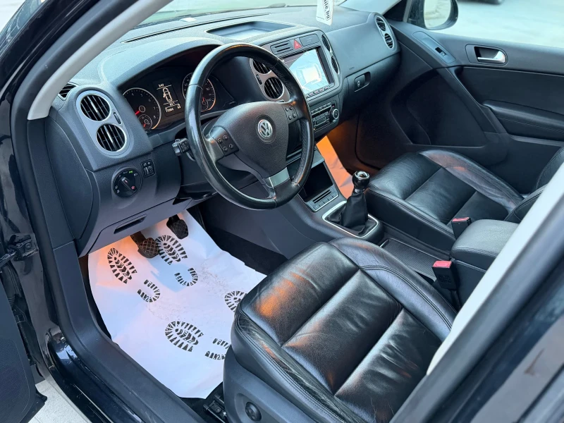 VW Tiguan 1.4 4motion, снимка 8 - Автомобили и джипове - 53342445