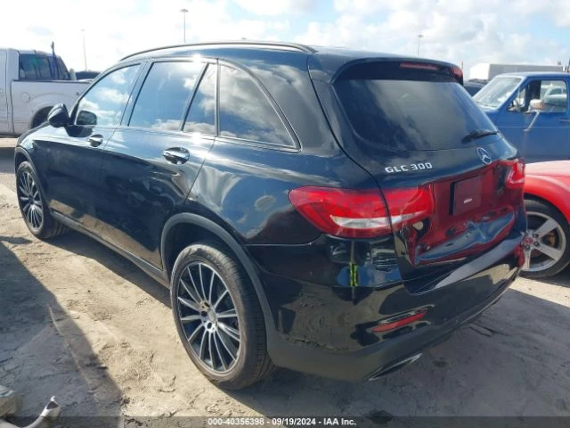 Mercedes-Benz GLC 300 ПОДГРЯВАНЕ AMG PACK , снимка 3 - Автомобили и джипове - 47620957