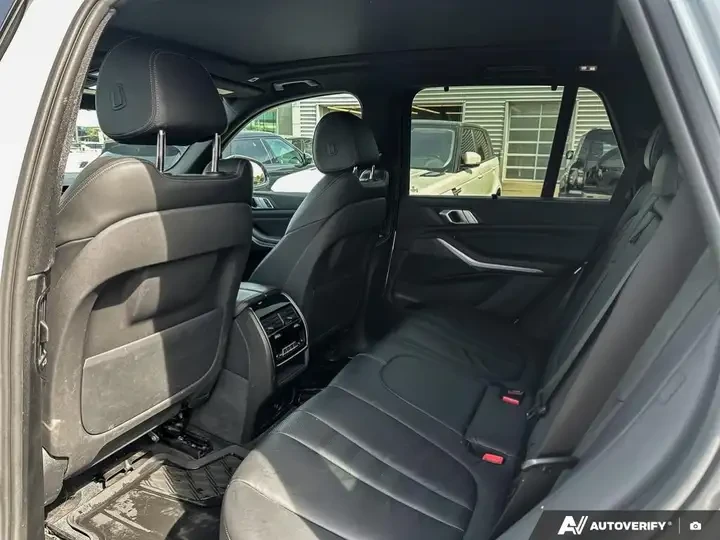BMW X5 CARFAX * АВТО КРЕДИТ * ПРОГНОЗНА ЦЕНА ДО БГ * , снимка 11 - Автомобили и джипове - 54684454