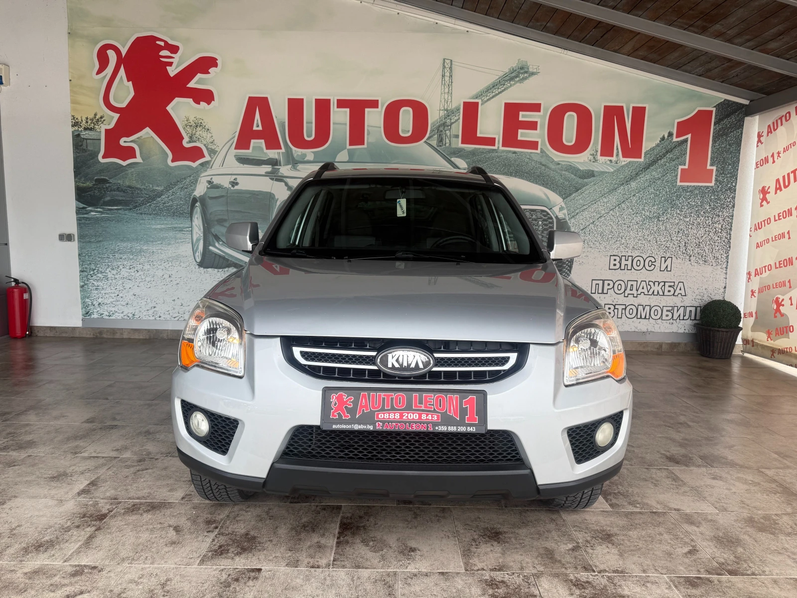 Kia Sportage 2.0CRDI - изображение 2