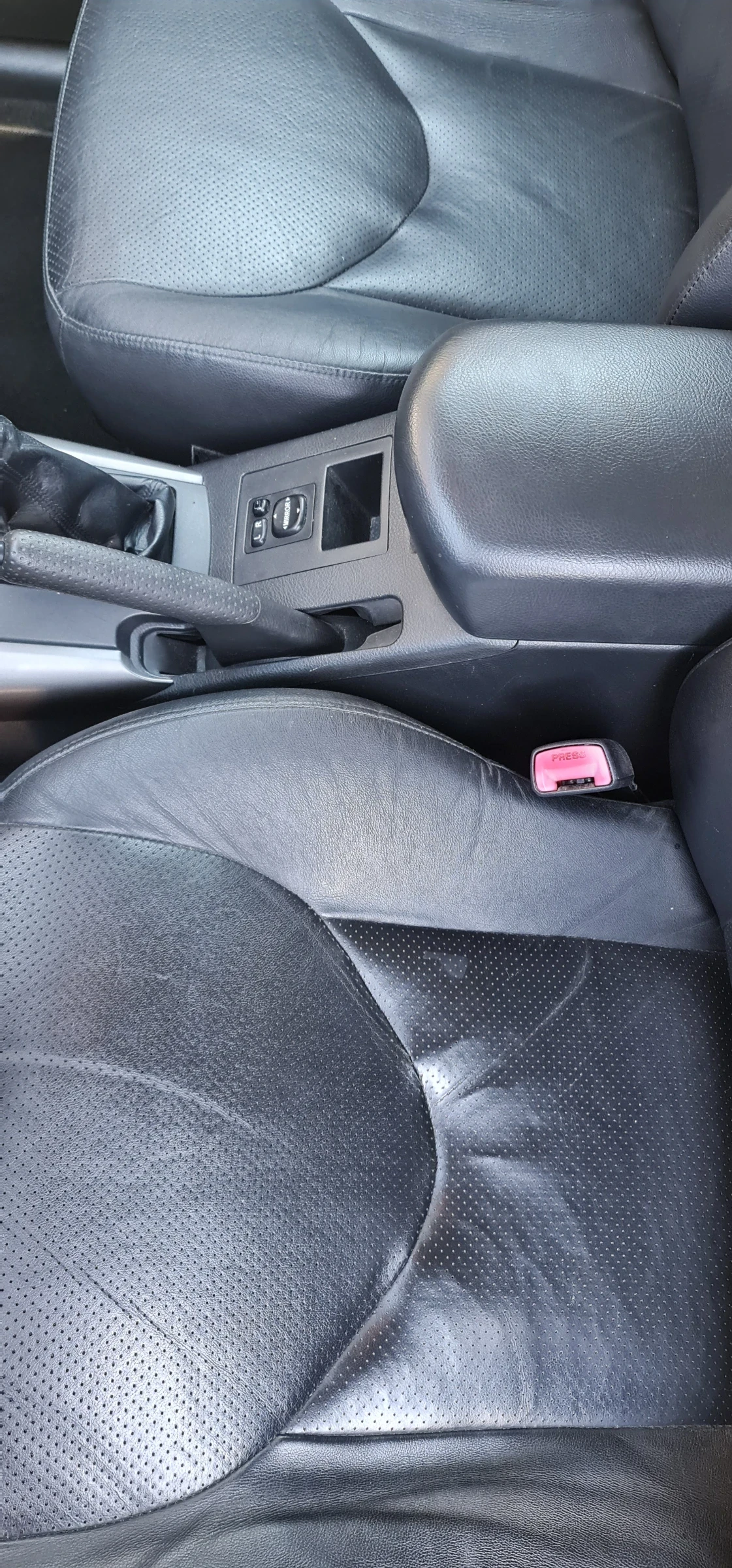 Toyota Rav4  - изображение 5