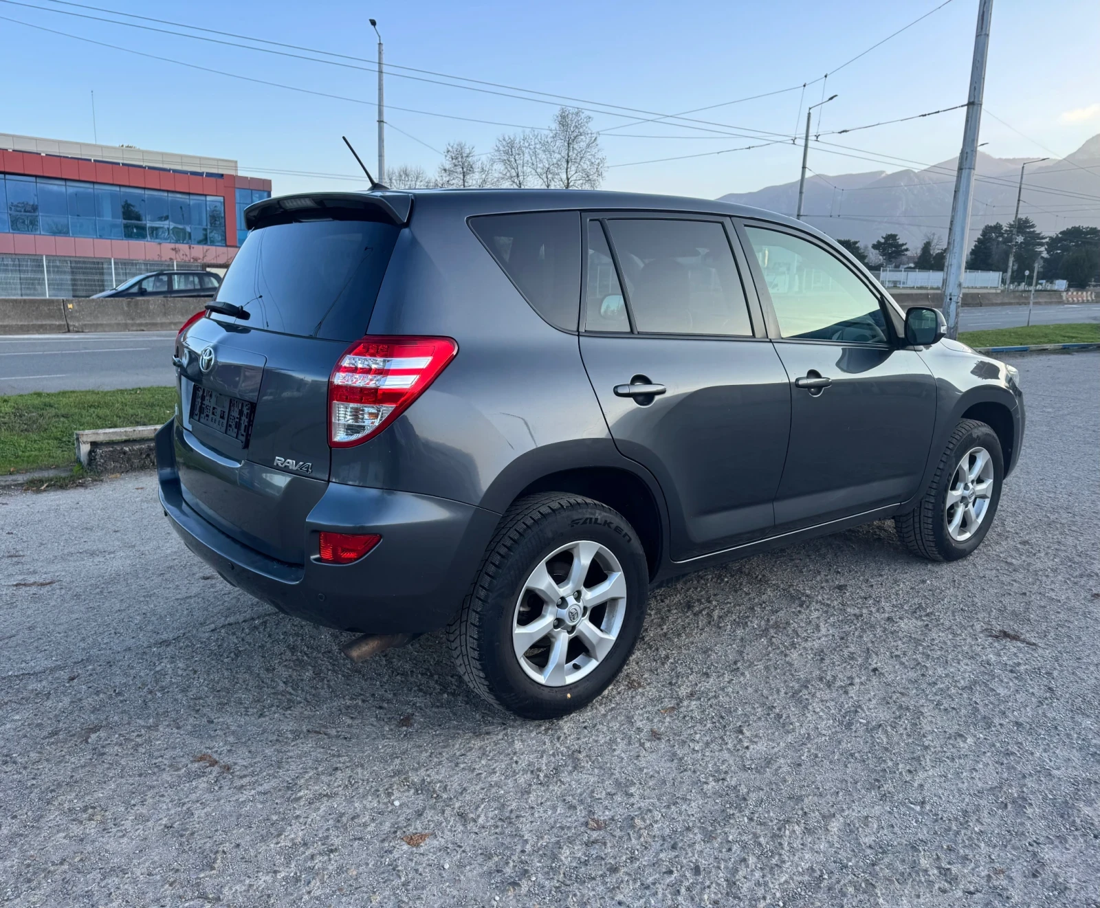 Toyota Rav4 2.0i-158ps - изображение 5