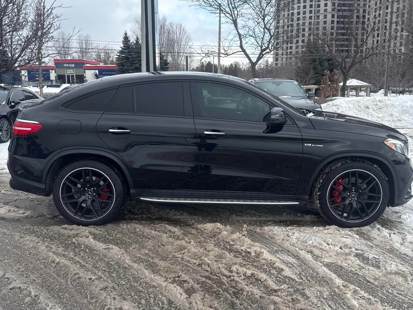 Mercedes-Benz GLE 63 S AMG * * CARFAX * * АВТО КРЕДИТ * *  - изображение 4