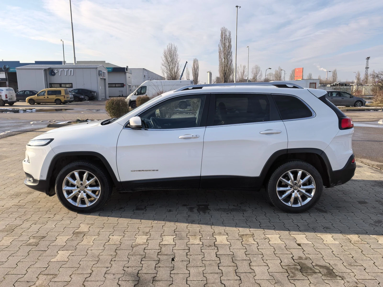 Jeep Cherokee 2.0(170)AWD Automatic FULL!!!  | Mobile.bg � ����������� 7