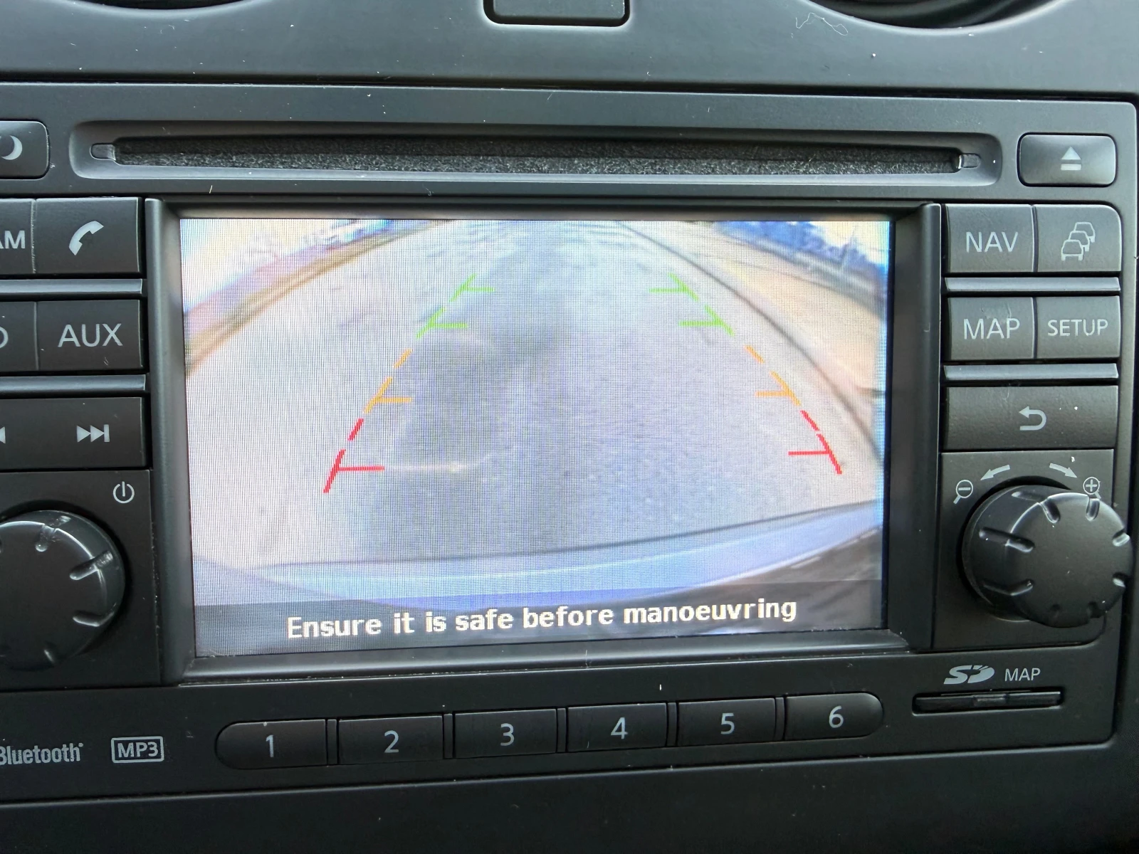 Nissan Qashqai 2.0 4x4 AUT. NAVI ШВЕЙЦАРИЯ, снимка 9 - Автомобили и джипове - 53743888